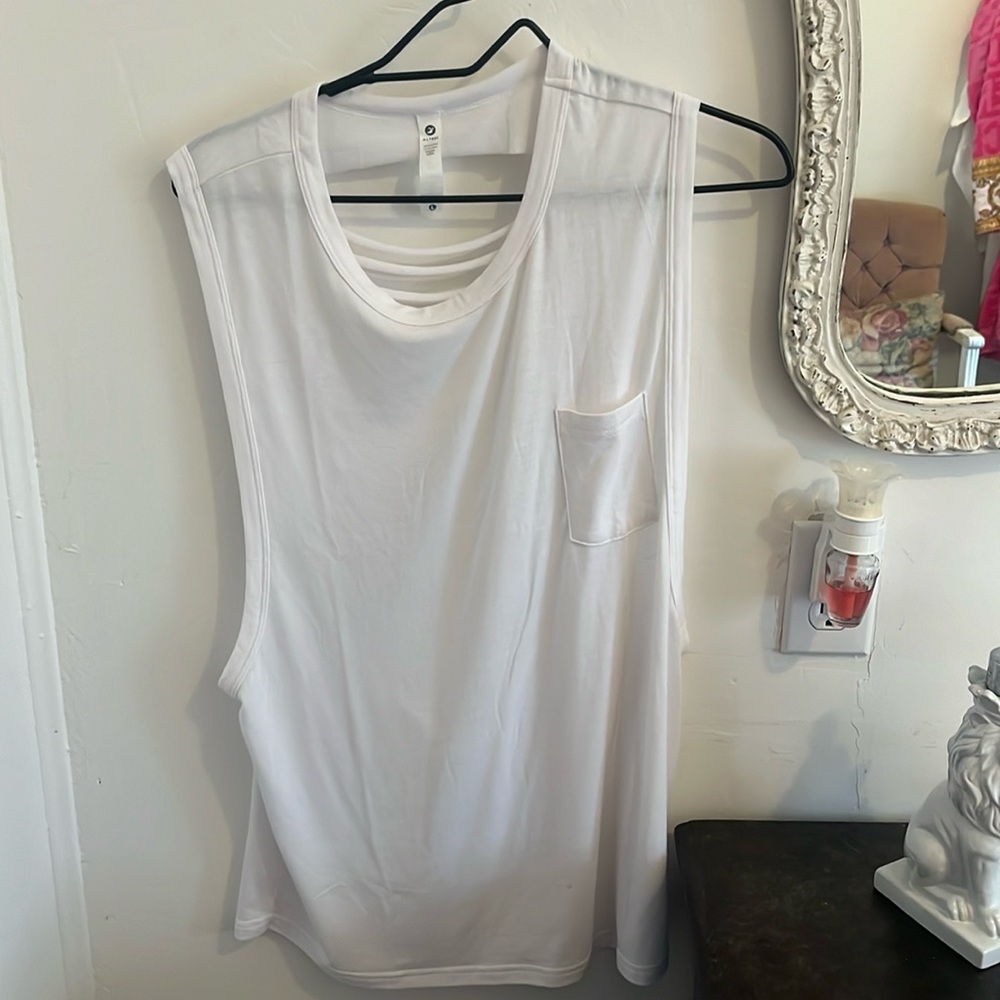 Glyder workout top